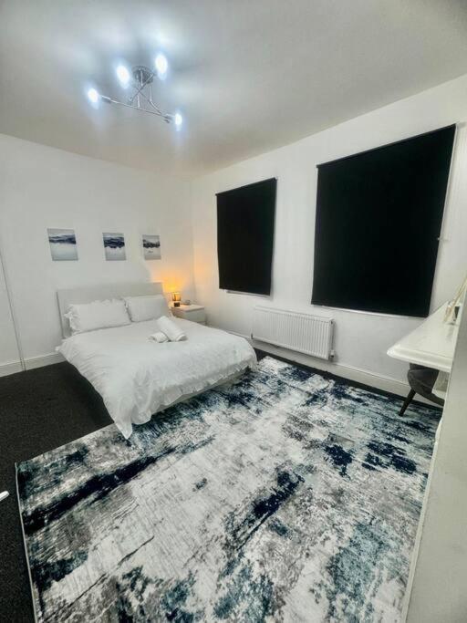 House By Araminta Houslow Apartment Hounslow Ngoại thất bức ảnh