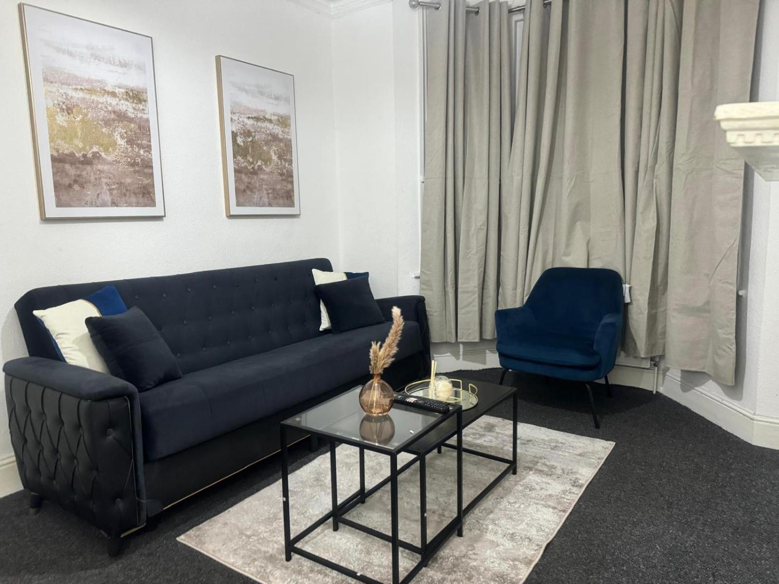 House By Araminta Houslow Apartment Hounslow Ngoại thất bức ảnh